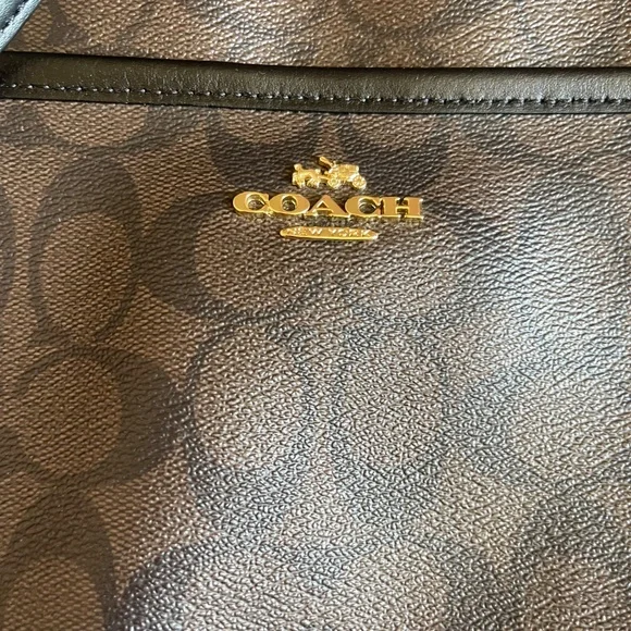 Coach Messenger Crossbody Purse - Picture 2 of 8